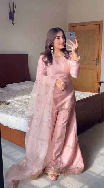 Pastel Pink Color Kurta set with net duppta and lace border