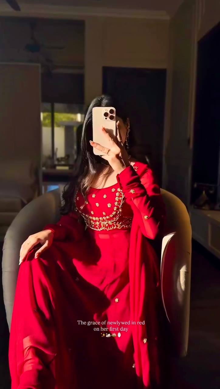 Minimalist Luxury Georgette Suit with Sequinned Accents