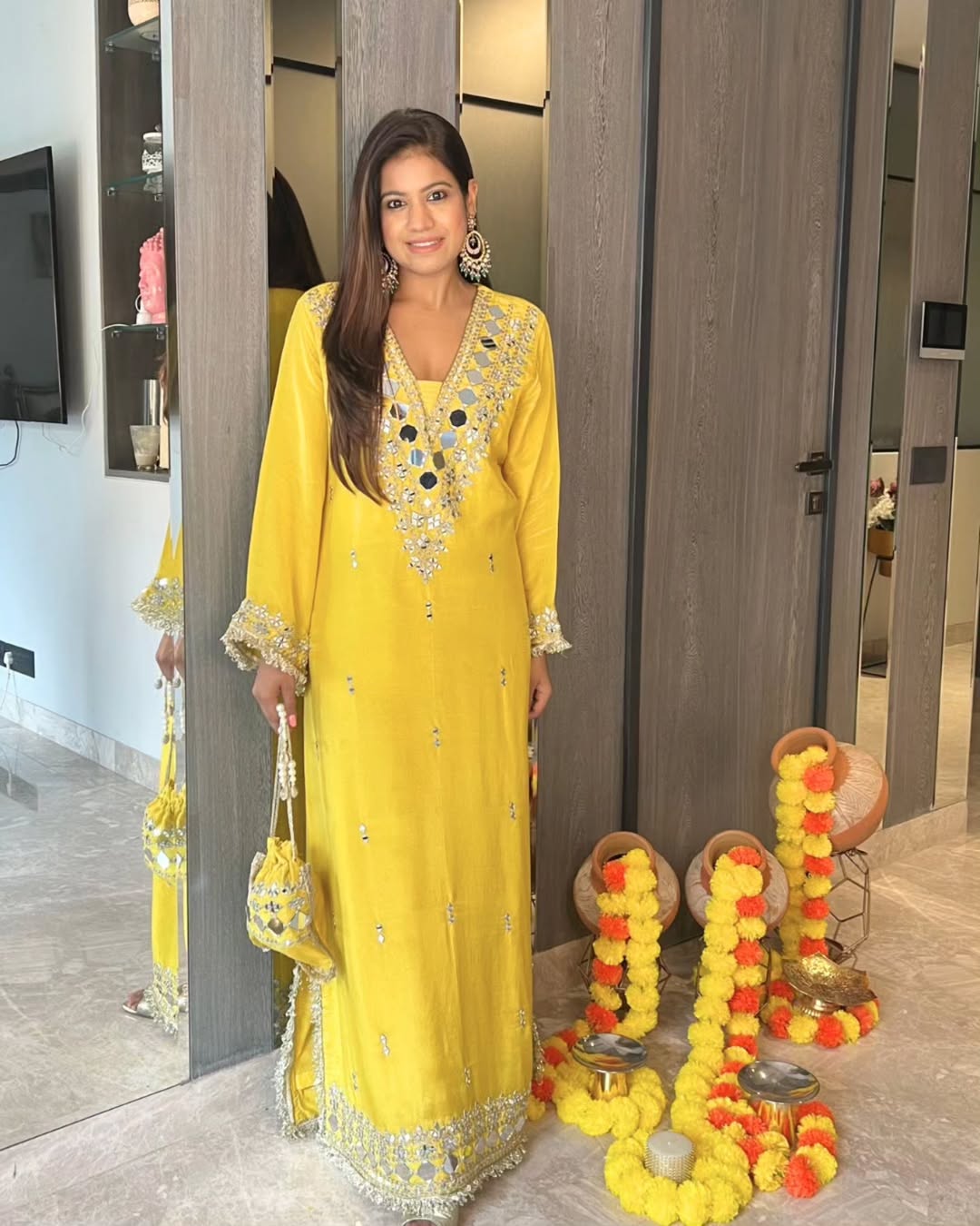 Shahana Handcrafted Mirror Kurta Set