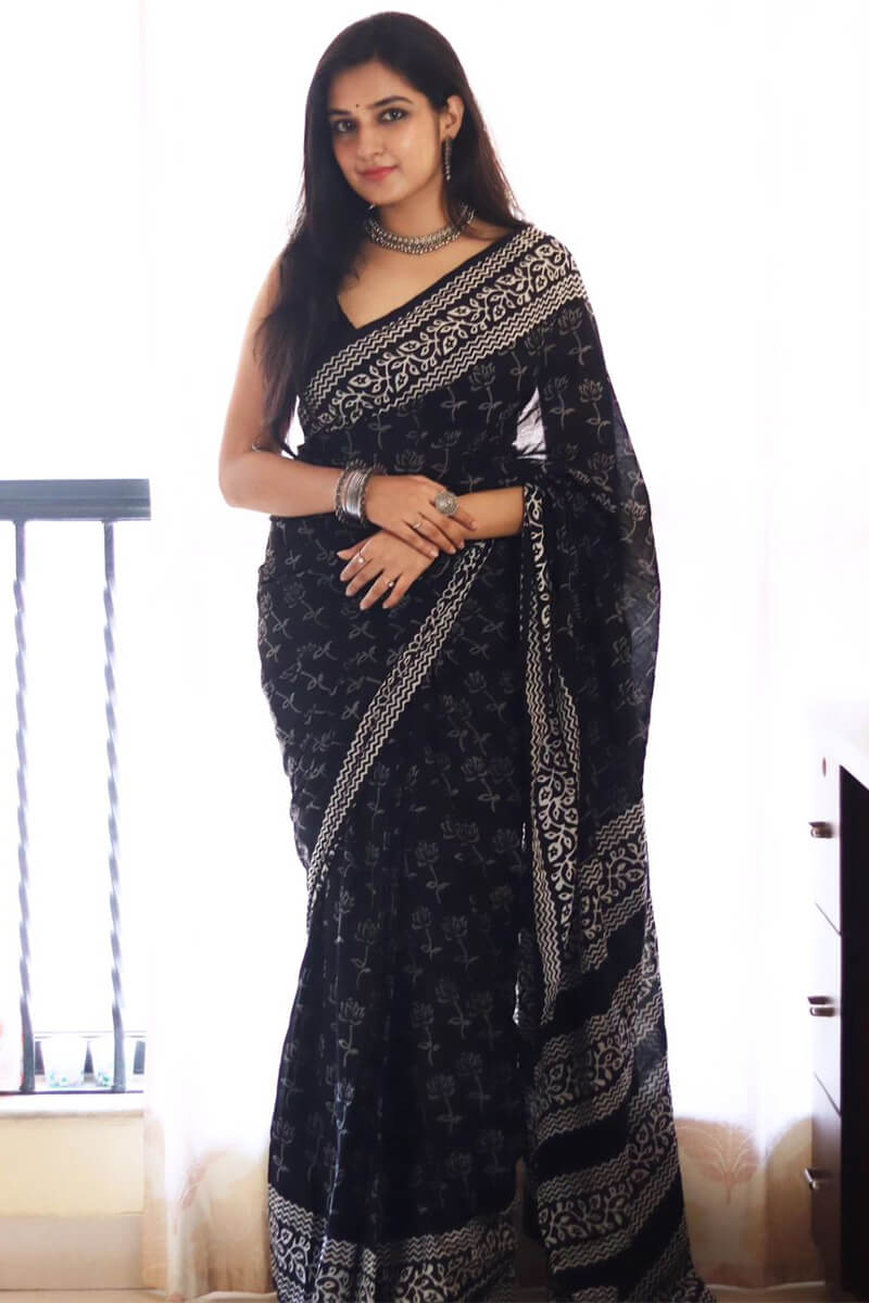 1-Minute Ready To Wear Black Cotton Saree