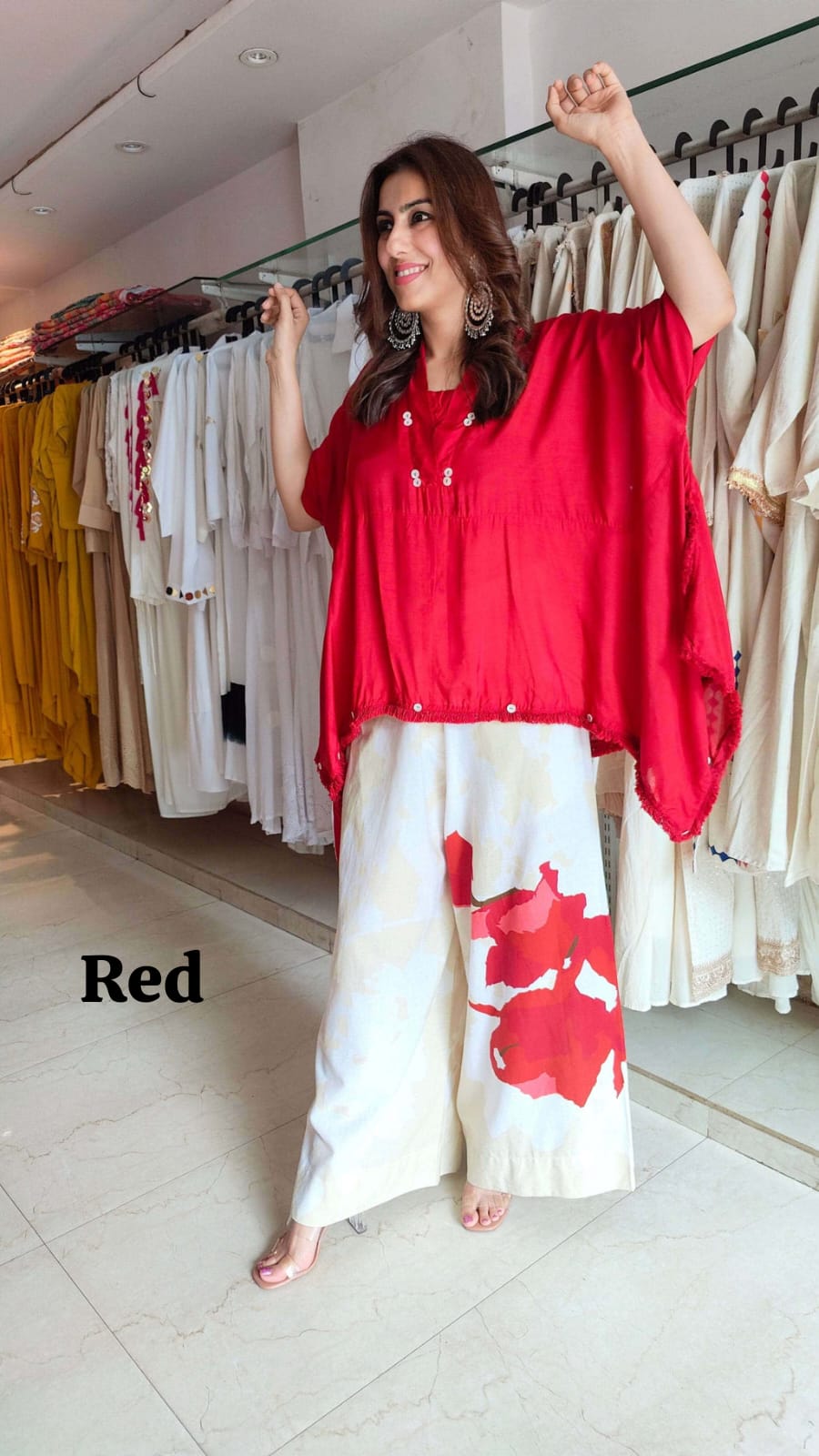 Front view of hot pink Chinon kaftan with lace detailing and muslin plazo.